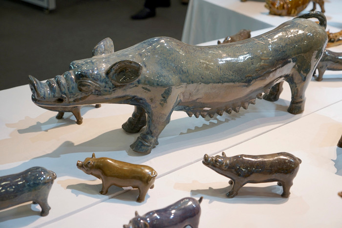 Tượng lợn đặc trưng của lợn vùng cao Tây Bắc. Ảnh: Tùng Dương.