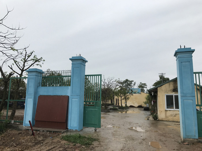 Cổng vào Trung tâm dạy nghề tư thục nhân đạo Minh Tâm tại thôn Dị Nậu, Thạch Thất, Hà Nội. Ảnh: Tùng Dương.