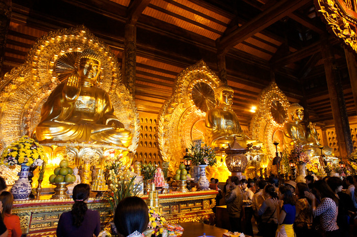 Hàng năm, chùa Bái Đính thu hút rất nhiều khách du lịch. Ảnh: Tùng Dương. Hàng năm, chùa Bái Đính thu hút rất nhiều khách du lịch. Ảnh: Tùng Dương.