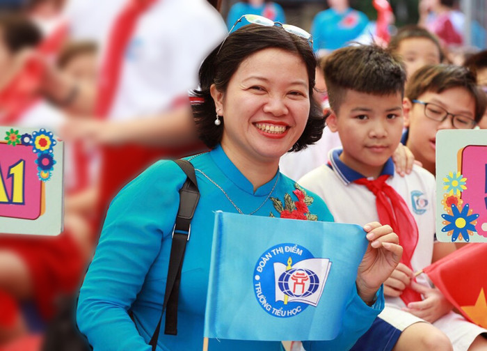 Cô Nguyễn Thị Thu Huệ: “Tôi luôn tự nhủ rằng phải cố gắng làm sao để hiểu và làm bạn với các em học sinh, tôi tâm niệm mình không chỉ là người dạy kiến thức mà còn là người để các em tâm sự". Ảnh: Nhân vật cung cấp. Cô Nguyễn Thị Thu Huệ: “Tôi luôn tự nhủ rằng phải cố gắng làm sao để hiểu và làm bạn với các em học sinh, tôi tâm niệm mình không chỉ là người dạy kiến thức mà còn là người để các em tâm sự". Ảnh: Nhân vật cung cấp.