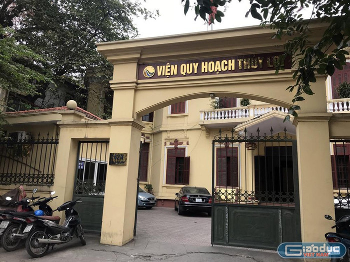 Viện Quy hoạch Thủy lợi nơi diễn ra sự việc 2 Phó viện trưởng và 5 cán bộ của Viện tham gia chơi bài lá. Ảnh: Tùng Dương. Viện Quy hoạch Thủy lợi nơi diễn ra sự việc 2 Phó viện trưởng và 5 cán bộ của Viện tham gia chơi bài lá. Ảnh: Tùng Dương.