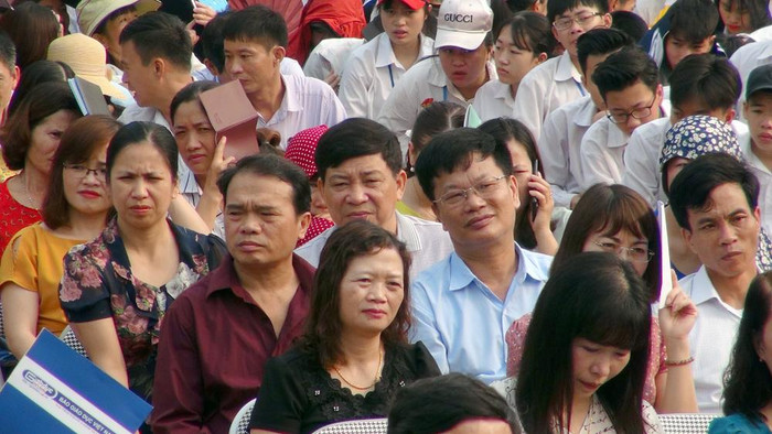 Hơn 100 thầy cô giáo, đến từ các trường Trung học cơ sở và trường Tiểu học, trên địa bàn huyện Thanh Ba (Tỉnh Phú Thọ), cũng đến tham dự Hội thảo. Ảnh: Tùng Dương. Hơn 100 thầy cô giáo, đến từ các trường Trung học cơ sở và trường Tiểu học, trên địa bàn huyện Thanh Ba (Tỉnh Phú Thọ), cũng đến tham dự Hội thảo. Ảnh: Tùng Dương.