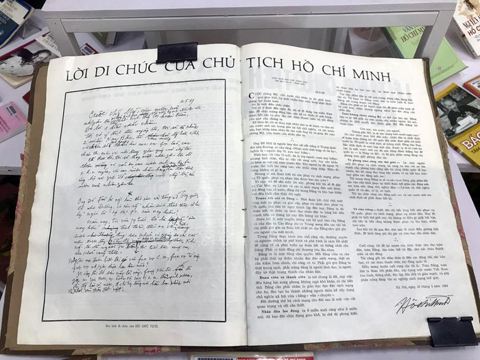 Di chúc của Chủ tịch Hồ Chí Minh. Ảnh: Tùng Dương.