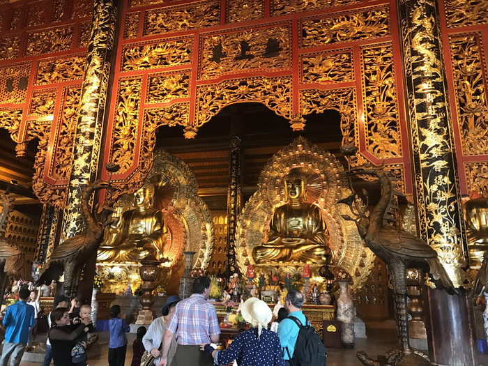 Khu chùa Bái Đính mới là một trong những hạng mục của Dự án Khu du lịch sinh thái Tràng An do doanh nghiệp Xuân Trường đầu tư bằng nguồn vốn ngoài ngân sách nhà nước. Ảnh: Tùng Dương. Khu chùa Bái Đính mới là một trong những hạng mục của Dự án Khu du lịch sinh thái Tràng An do doanh nghiệp Xuân Trường đầu tư bằng nguồn vốn ngoài ngân sách nhà nước. Ảnh: Tùng Dương.