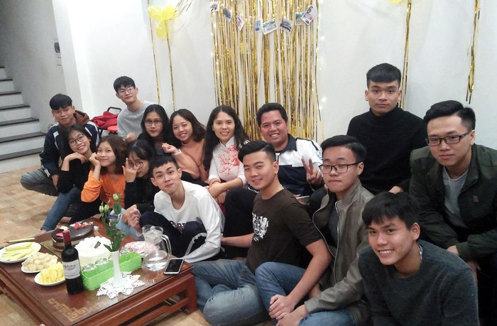 Tôi cũng đã học cách lắng nghe không chỉ bằng tai mà bằng cả trái tim, vì khi thực sự biết lắng nghe tôi mới hiểu các học trò của mình, mới có thể thành công trong việc giáo dục các em.Ảnh: Cô Hiền cung cấp.