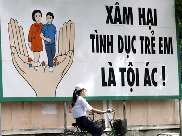 Các cấp, các ngành phải coi công tác bảo vệ trẻ em là nhiệm vụ quan trọng trong quản lý xã hội, giáo dục cộng đồng, đừng để công tác này mãi chỉ là khẩu hiệu. Ảnh: vov.vn Các cấp, các ngành phải coi công tác bảo vệ trẻ em là nhiệm vụ quan trọng trong quản lý xã hội, giáo dục cộng đồng, đừng để công tác này mãi chỉ là khẩu hiệu. Ảnh: vov.vn