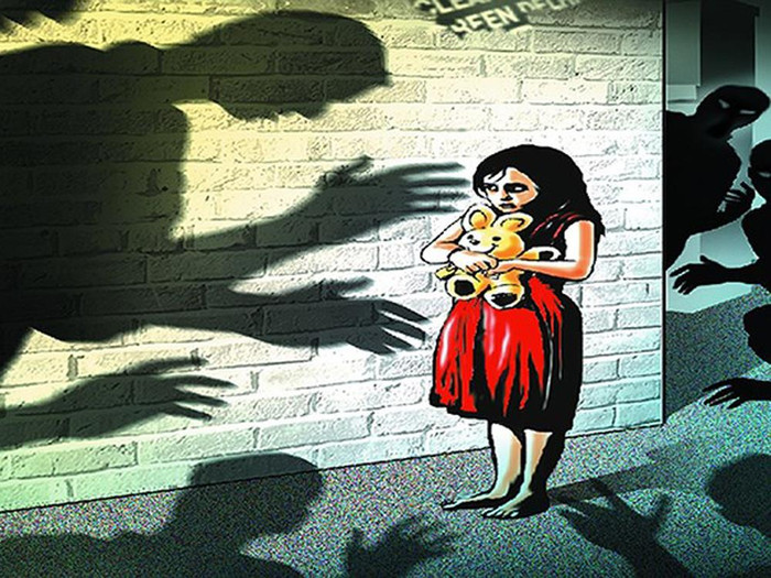 Mỗi năm Việt Nam có khoảng 2.000 trẻ em bị xâm hại được phát hiện, trong đó các vụ bị xâm hại tình dục chiếm hơn 60%. Ảnh: vov.vn Mỗi năm Việt Nam có khoảng 2.000 trẻ em bị xâm hại được phát hiện, trong đó các vụ bị xâm hại tình dục chiếm hơn 60%. Ảnh: vov.vn