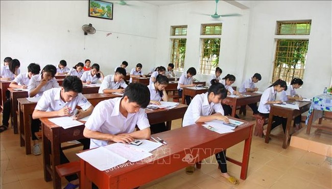 Điểm thi Ngữ văn năm nay thấp cũng là chuyện rất bình thường ảnh 3 Điểm thi Ngữ văn năm nay thấp cũng là chuyện rất bình thường ảnh 3