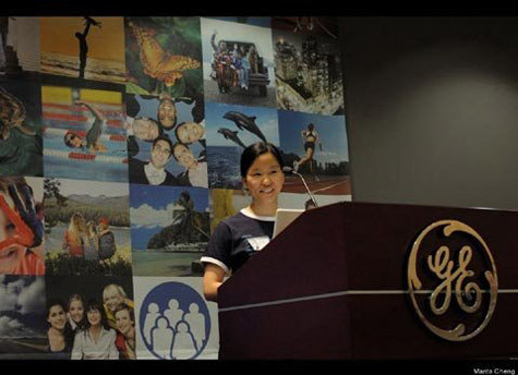 Marita Cheng: Khi cô gái 23 tuổi này phát hiện ra có rất ít nữ sinh học các chuyên ngành về kĩ thuật ở trường đại học của cô, Marita quyết định phải thay đổi quan niệm này. Cô thành lập Chương trình Nông thôn và Khu vực Robot và Thách thức Khoa học Robot nhằm khuyến khích các cô gái trẻ quan tâm hơn tới kĩ thuật, robot và khoa học. Marita Cheng: Khi cô gái 23 tuổi này phát hiện ra có rất ít nữ sinh học các chuyên ngành về kĩ thuật ở trường đại học của cô, Marita quyết định phải thay đổi quan niệm này. Cô thành lập Chương trình Nông thôn và Khu vực Robot và Thách thức Khoa học Robot nhằm khuyến khích các cô gái trẻ quan tâm hơn tới kĩ thuật, robot và khoa học.