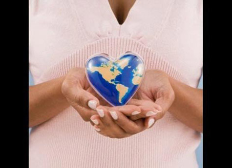 Cassandra là người sáng lập dự án TGIF (Biến mỡ động vật thành nhiên liệu). Phương pháp này chuyển đổi mỡ thành diesel sinh học, cung cấp cho các gia đình vì mục đích hỗ trợ sưởi ấm khẩn cấp. Bé gái 14 tuổi này bắt tay vào hành động sau khi đọc được một bài báo cho biết nhiều người không có tiền để sưởi ấm trong mùa đông. Cassandra là người sáng lập dự án TGIF (Biến mỡ động vật thành nhiên liệu). Phương pháp này chuyển đổi mỡ thành diesel sinh học, cung cấp cho các gia đình vì mục đích hỗ trợ sưởi ấm khẩn cấp. Bé gái 14 tuổi này bắt tay vào hành động sau khi đọc được một bài báo cho biết nhiều người không có tiền để sưởi ấm trong mùa đông.