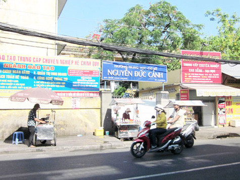 Công ty Cổ phần Đầu tư Dân Trí Việt đặt lớp đào tạo TCCN tại Trường THCS Nguyễn Đức Cảnh (quận 6) Công ty Cổ phần Đầu tư Dân Trí Việt đặt lớp đào tạo TCCN tại Trường THCS Nguyễn Đức Cảnh (quận 6)
