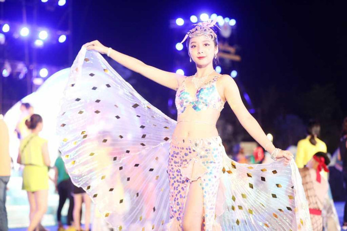 Chương trình được dàn dựng công phu với sự tham gia của gần 2.000 diễn viên (Ảnh: CTV) Chương trình được dàn dựng công phu với sự tham gia của gần 2.000 diễn viên (Ảnh: CTV)