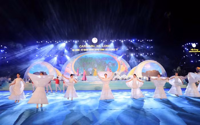 Thành phố Hạ Long tổ chức Carnaval Hạ Long 2022 sau 2 năm hoãn do ảnh hưởng của dịch Covid-19 (Ảnh: CTV) Thành phố Hạ Long tổ chức Carnaval Hạ Long 2022 sau 2 năm hoãn do ảnh hưởng của dịch Covid-19 (Ảnh: CTV)