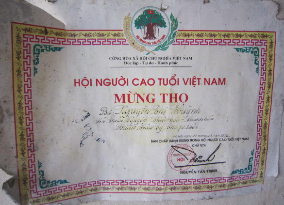 Bà ngoại của Chính giờ đã 74 tuổi Bà ngoại của Chính giờ đã 74 tuổi