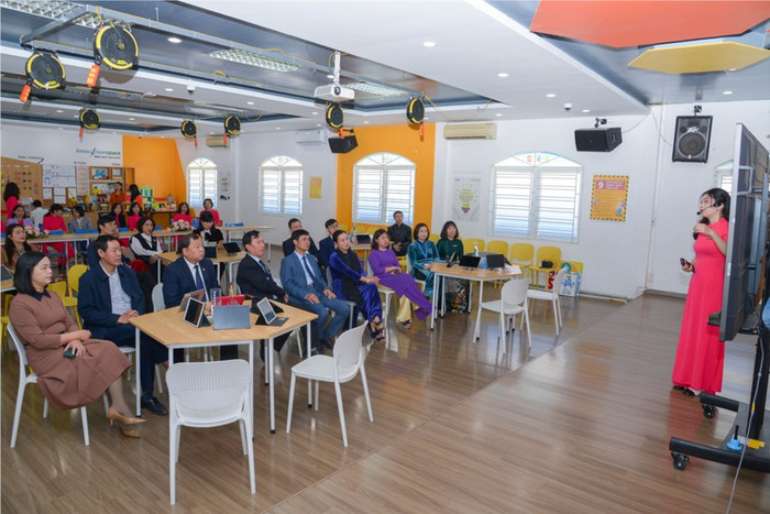 Các đại biểu tham dự chuyên đề (Ảnh: TT)