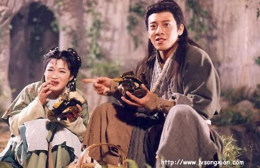 Nhạc Linh San - Trần Thiếu Hà trong Tiếu ngạo giang hồ phiên bản 1996. Nhạc Linh San - Trần Thiếu Hà trong Tiếu ngạo giang hồ phiên bản 1996.