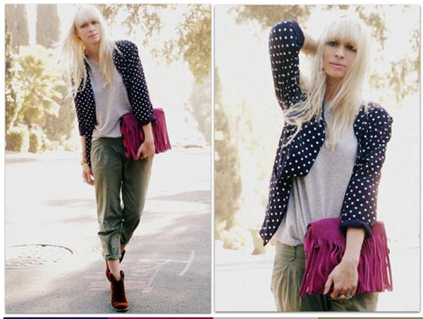 Đừng ngại ngần khi chọn một chiếc blazer họa tiết. Hãy xem vẻ thanh lịch mà tinh nghịch mà chiếc blazer chấm bi trắng trên nền xanh da trời mang lại cho bộ trang phục đầy ngẫu hứng này. Xem thêm: Bộ sưu tập váy xinh dành cho bạn gái hè 2012. Đừng ngại ngần khi chọn một chiếc blazer họa tiết. Hãy xem vẻ thanh lịch mà tinh nghịch mà chiếc blazer chấm bi trắng trên nền xanh da trời mang lại cho bộ trang phục đầy ngẫu hứng này. Xem thêm: Bộ sưu tập váy xinh dành cho bạn gái hè 2012.