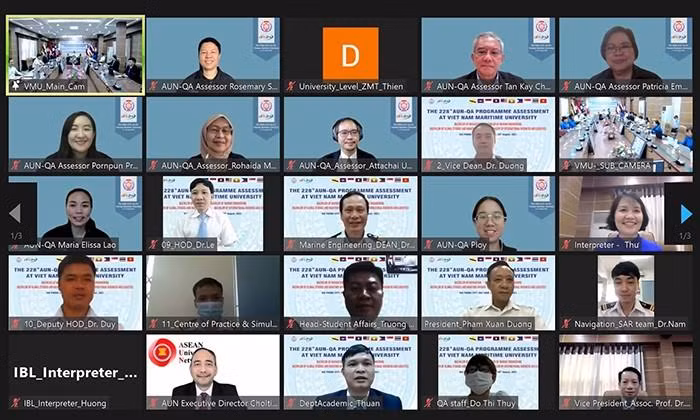 Ảnh chụp phiên khai mạc tại một số điểm cầu (Ảnh: NTCC)