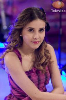 Paulina Goto, một trong những gương mặt xuất sắc và xinh đẹp của thể loại phim telenovera. Nói đến Paulina là nói tới bộ phim “Nina de mi Corazon” bên cạnh nam diễn viên Erick Elias, một tác phẩm điện ảnh có sức hút đối với đa số khán giả, đồng thời là một nguồn cổ vũ cho nữ diễn viên sinh năm 1991 tiếp tục sự nghiệp điện ảnh ở thể loại phim đầy mà lực của thị trường phim Nam Mỹ. Paulina Goto, một trong những gương mặt xuất sắc và xinh đẹp của thể loại phim telenovera. Nói đến Paulina là nói tới bộ phim “Nina de mi Corazon” bên cạnh nam diễn viên Erick Elias, một tác phẩm điện ảnh có sức hút đối với đa số khán giả, đồng thời là một nguồn cổ vũ cho nữ diễn viên sinh năm 1991 tiếp tục sự nghiệp điện ảnh ở thể loại phim đầy mà lực của thị trường phim Nam Mỹ.