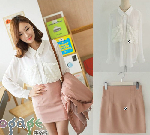 Chân váy bút chì cách tân, thiết kế hơi xòe ở phía dưới, nhìn rất đẹp và thời trang. Màu hồng phấn và màu trắng kết hợp với nhau khá ăn ý. Áo sơ mi dáng suôn và rộng đang rất "hot" trong mùa hè năm nay. Xem thêm: Diện sơ mi cá tính và cuốn hút như Thanh Hằng. Chân váy bút chì cách tân, thiết kế hơi xòe ở phía dưới, nhìn rất đẹp và thời trang. Màu hồng phấn và màu trắng kết hợp với nhau khá ăn ý. Áo sơ mi dáng suôn và rộng đang rất "hot" trong mùa hè năm nay. Xem thêm: Diện sơ mi cá tính và cuốn hút như Thanh Hằng.