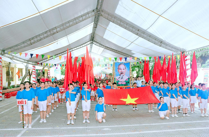 Ngày hội của Trường Tiểu học Thực hành được tổ chức trang trọng, ý nghĩa (Ảnh: Lã Tiến) Ngày hội của Trường Tiểu học Thực hành được tổ chức trang trọng, ý nghĩa (Ảnh: Lã Tiến)