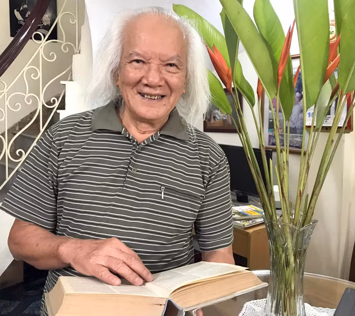 Theo nhà giáo ưu tú Nguyễn Văn Ngọc: "Nếu bây giờ yêu cầu thầy cô giáo chứng minh, đưa giấy xác nhận nọ kia rằng tôi tốt, thì đó là cách nói không hiểu biết, đó là người quản lí kém, một người có tư tưởng ban phát ơn huệ cho người khác". Ảnh: Tùng Dương.