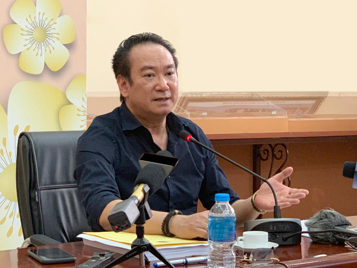 Ông Trần Văn Hải - Quyền giám đốc Học viện Múa Việt Nam cho biết: "Giai đoạn Học viện Múa Việt Nam bắt đầu tuyển hệ đào tạo trên đã có sơ suất không đăng ký rõ với Bộ Giáo dục & Đào tạo". Ảnh: Tùng Dương. Ông Trần Văn Hải - Quyền giám đốc Học viện Múa Việt Nam cho biết: "Giai đoạn Học viện Múa Việt Nam bắt đầu tuyển hệ đào tạo trên đã có sơ suất không đăng ký rõ với Bộ Giáo dục & Đào tạo". Ảnh: Tùng Dương.