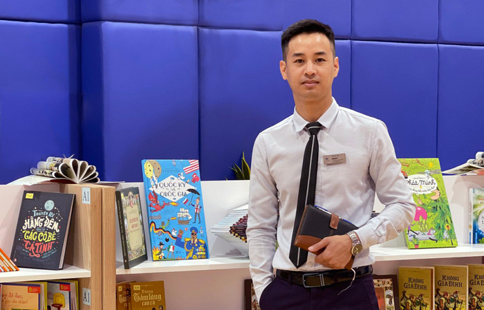 Thầy Nguyễn Văn Minh: "Các công cụ khá giống nhau, các thầy cô trong trường có thể dùng thống nhất, nhưng khi giảng dạy nên vận dụng linh hoạt để áp dụng các công cụ đó phù hợp với từng nhóm đối tượng học sinh". Ảnh: NVCC. Thầy Nguyễn Văn Minh: "Các công cụ khá giống nhau, các thầy cô trong trường có thể dùng thống nhất, nhưng khi giảng dạy nên vận dụng linh hoạt để áp dụng các công cụ đó phù hợp với từng nhóm đối tượng học sinh". Ảnh: NVCC.