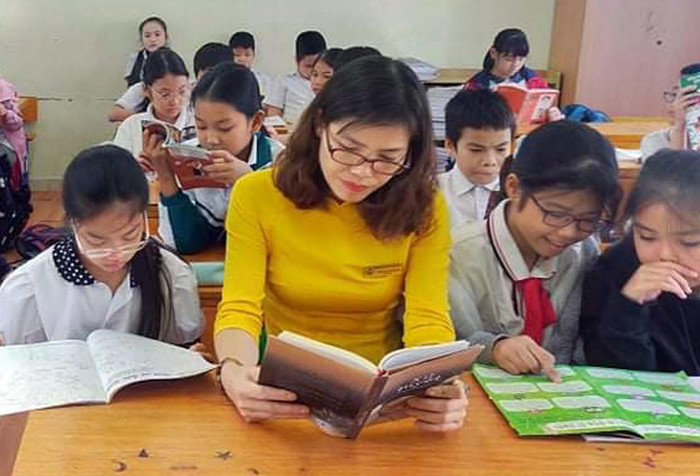 Với tôi kiến thức không phải lúc nào cũng có ngay được mà còn cần phải tích lũy qua việc đọc sách. Ảnh: NVCC. Với tôi kiến thức không phải lúc nào cũng có ngay được mà còn cần phải tích lũy qua việc đọc sách. Ảnh: NVCC.