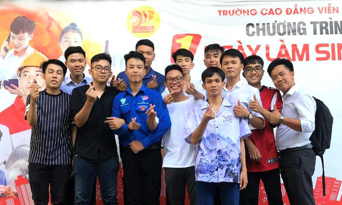 Võ Thanh Đô cho biết: "Với thang đào tạo của trường cao đẳng hiện tại em khá hài lòng, so với một số trường khác em thấy giáo trình dạy ở đây có phần đặc biệt hơn". Ảnh: NVCC. Võ Thanh Đô cho biết: "Với thang đào tạo của trường cao đẳng hiện tại em khá hài lòng, so với một số trường khác em thấy giáo trình dạy ở đây có phần đặc biệt hơn". Ảnh: NVCC.