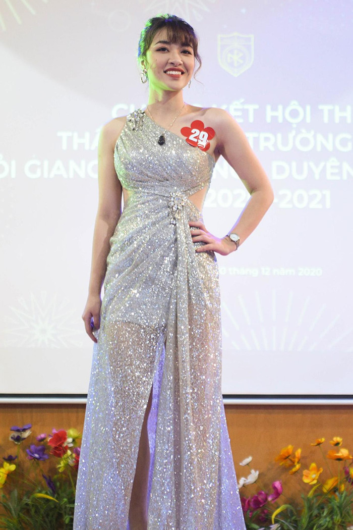 Nhiều giáo viên trẻ của Trường Nguyễn Bỉnh Khiêm - Cầu Giấy, Hà Nội luôn có ý tưởng mới trong công tác dạy học và làm giáo dục. Ảnh: Trường NBK.