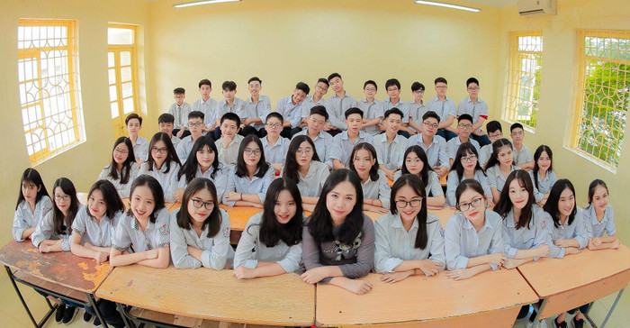 Cô giáo Lương và các em học sinh Trường Trung học cơ sở Thăng Long (Ba Đình, Hà Nội). Ảnh: NVCC. Cô giáo Lương và các em học sinh Trường Trung học cơ sở Thăng Long (Ba Đình, Hà Nội). Ảnh: NVCC.