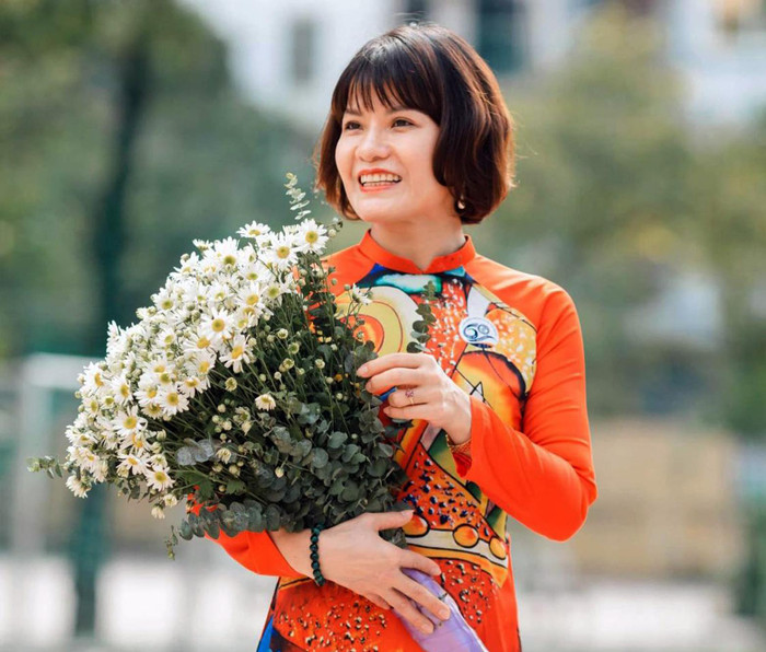 Nhà giáo Nguyễn Thị Nhiếp: "Ở Trường trung học phổ thông Yên Hòa tôi cũng đã rất cố gắng, tuy nhiên vẫn chưa thực sự xứng đáng với công sức của các giáo viên, sự thật là như vậy". Ảnh: T.D. Nhà giáo Nguyễn Thị Nhiếp: "Ở Trường trung học phổ thông Yên Hòa tôi cũng đã rất cố gắng, tuy nhiên vẫn chưa thực sự xứng đáng với công sức của các giáo viên, sự thật là như vậy". Ảnh: T.D.