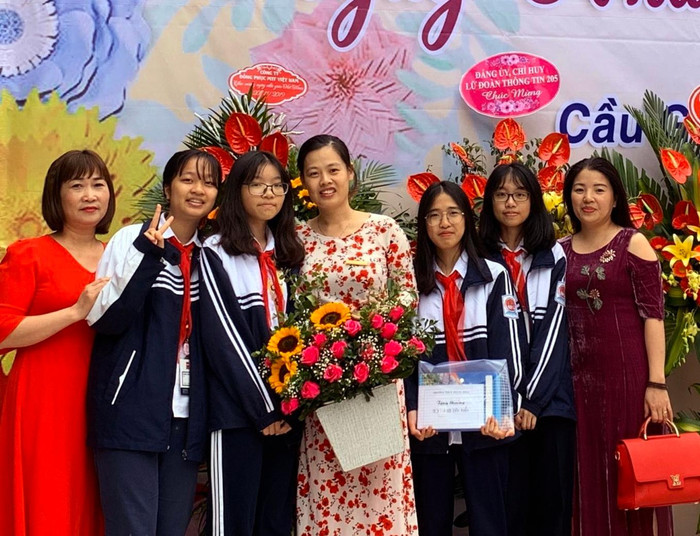 Cô giáo Nguyễn Thu Thảo - Tổ phó chuyên môn Trường Trung học cơ sở Trung Hòa (Cầu Giấy, Hà Nội). Ảnh: NVCC. Cô giáo Nguyễn Thu Thảo - Tổ phó chuyên môn Trường Trung học cơ sở Trung Hòa (Cầu Giấy, Hà Nội). Ảnh: NVCC.