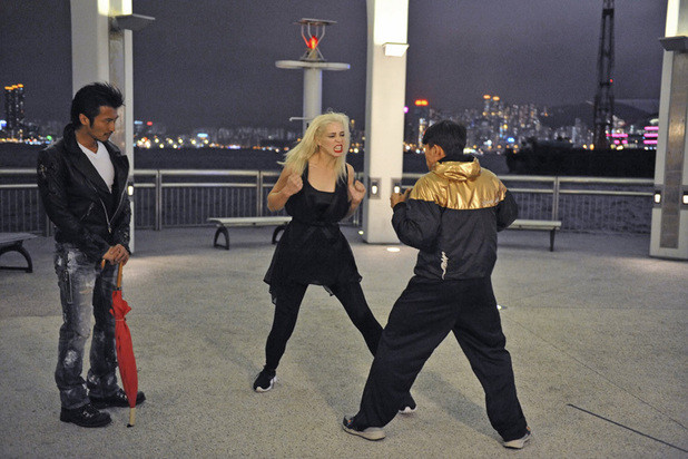 Với vẻ đẹp nam tính cộng với chút hài hước, Tạ Đình Phong khiến các thí sinh của America's Next Top Model phát cuồng vì anh.