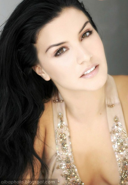 Hoa hậu Floriana Garo, Hoa hậu người Albania 23 tuổi, chiều cao 1.80m. Hoa hậu Floriana Garo, Hoa hậu người Albania 23 tuổi, chiều cao 1.80m.