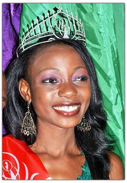 Hoa hậu Malawi – Susan Mtegha, 24 tuổi, cao 1.67m, hiện là sinh viên và mong ước sẽ có bằng thạc sĩ chuyên ngành công nghệ thông tin. Hoa hậu Malawi – Susan Mtegha, 24 tuổi, cao 1.67m, hiện là sinh viên và mong ước sẽ có bằng thạc sĩ chuyên ngành công nghệ thông tin.