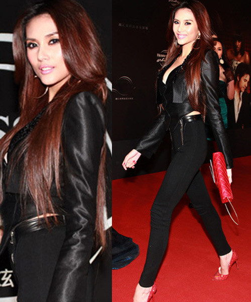 Dù vòng 1 khá "lực lưỡng" nhưng vòng 3 của Hoàng Yến lại khiến nhiều người ái ngại. Xem thêm: Diện sơ mi đẹp như Thanh Hằng/ Bộ sưu tập váy xinh chào hè 2012.