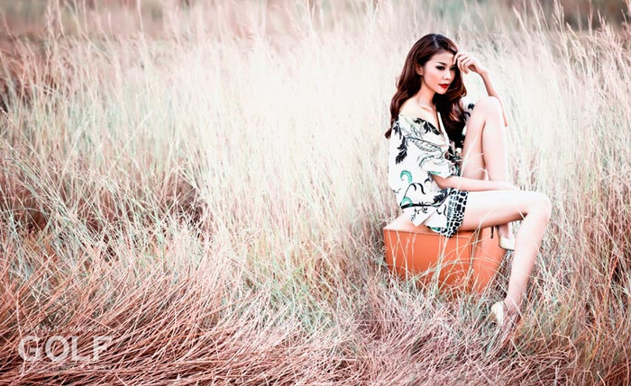 Xem thêm: Phong cách thời trang Sao Việt / Mix đồ cá tính cho quý cô công sở. Xem thêm: Phong cách thời trang Sao Việt / Mix đồ cá tính cho quý cô công sở.