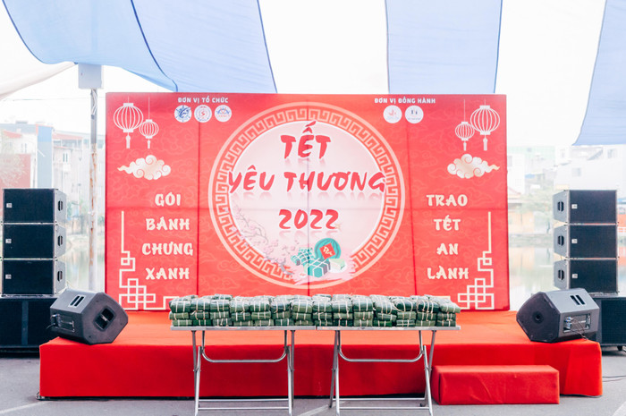 Xuất phát từ tinh thần “tương thân tương ái”, Trường Đại học Hàng hải Việt Nam phối hợp với các đơn vị đồng hành, nhà tài trợ thực hiện chương trình thiện nguyện “Tết Yêu Thương 2022” (Ảnh: NTCC) Xuất phát từ tinh thần “tương thân tương ái”, Trường Đại học Hàng hải Việt Nam phối hợp với các đơn vị đồng hành, nhà tài trợ thực hiện chương trình thiện nguyện “Tết Yêu Thương 2022” (Ảnh: NTCC)