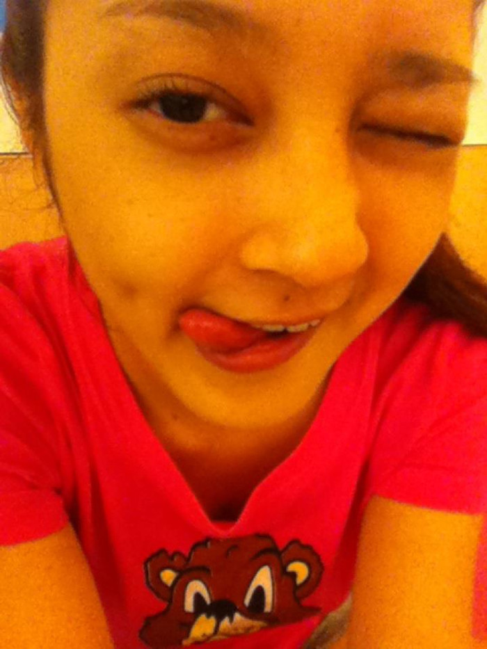 Không ít ảnh tương tự như thế này khi Bảo Anh chụp ảnh theo phong cách tuổi teen hiện nay. Không ít ảnh tương tự như thế này khi Bảo Anh chụp ảnh theo phong cách tuổi teen hiện nay.