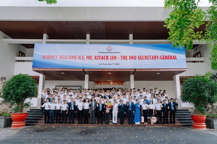 Trường Đại học Hàng hải Việt Nam đón tiếp Tổng Thư ký Tổ chức Hàng hải Quốc tế (IMO) đến thăm và làm việc (Ảnh: TK) GDVN_dhhh-ts-2024-3.jpg