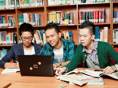 Sinh viên Đại học FPT.