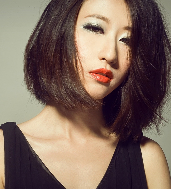 Mở tủ đồ, lựa chiếc đầm ưng ý và buông xõa mái tóc xinh, bạn gái đã trở nên thật xinh đẹp. Xem thêm: Lên đời nhan sắc nhờ trang điểm / Điểm danh những chiếc cằm mới của Sao Việt. Mở tủ đồ, lựa chiếc đầm ưng ý và buông xõa mái tóc xinh, bạn gái đã trở nên thật xinh đẹp. Xem thêm: Lên đời nhan sắc nhờ trang điểm / Điểm danh những chiếc cằm mới của Sao Việt.