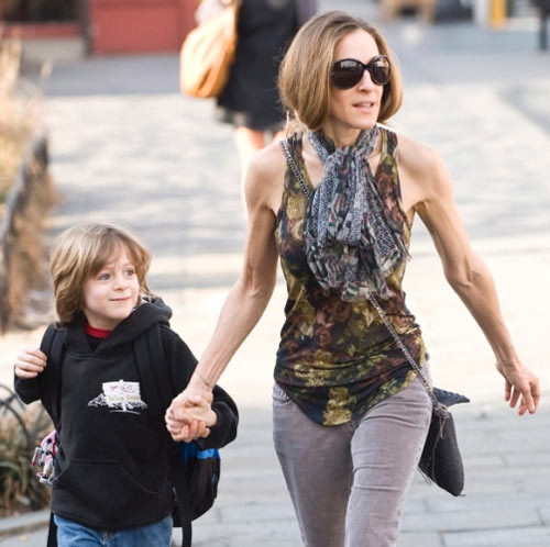 Không hiểu Sarah Jessica Parker nhập vai thế nào vào Sex and the city với thân hình cò hương gày guộc thế này? (Ảnh: xz) Xem thêm: Bí quyết giữ gìn vóc dáng sau sinh. Không hiểu Sarah Jessica Parker nhập vai thế nào vào Sex and the city với thân hình cò hương gày guộc thế này? (Ảnh: xz) Xem thêm: Bí quyết giữ gìn vóc dáng sau sinh.