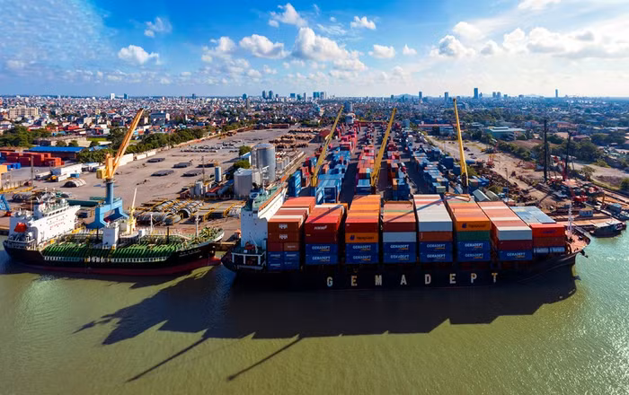 Hạ tầng cảng biển đồng bộ với giao thông tạo đà thúc đẩy mạnh mẽ phát triển kinh tế xã hội của Hải Phòng (Ảnh: LT)