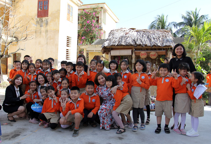 Trường học hạnh phúc là nơi các em học sinh đều cảm thấy mỗi ngày đến trường là một ngày vui (Ảnh: Lã Tiến) Trường học hạnh phúc là nơi các em học sinh đều cảm thấy mỗi ngày đến trường là một ngày vui (Ảnh: Lã Tiến)