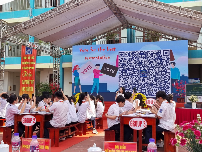 Chuyên đề sử dụng nhiều phương pháp dạy học hiện đại (Ảnh: LT) Chuyên đề sử dụng nhiều phương pháp dạy học hiện đại (Ảnh: LT)