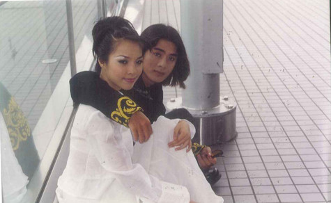 Những hình ảnh thân thiết giữa Hiền Thục và Lâm Chí Khanh khi đi lưu diễn và quay MV Những hình ảnh thân thiết giữa Hiền Thục và Lâm Chí Khanh khi đi lưu diễn và quay MV