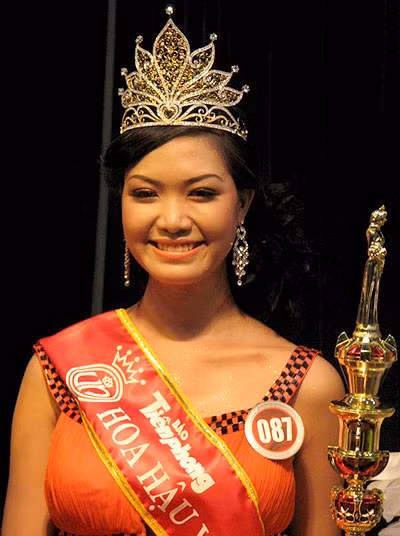 Hoa hậu Việt Nam 2008 Trần Thị Thùy Dung.